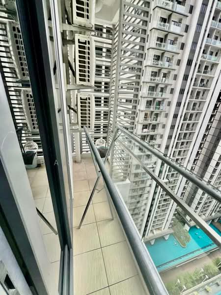 Servis Apartment untuk Disewa di Southlink - Basri Munir - Balcony - PropertyGuru.com.my