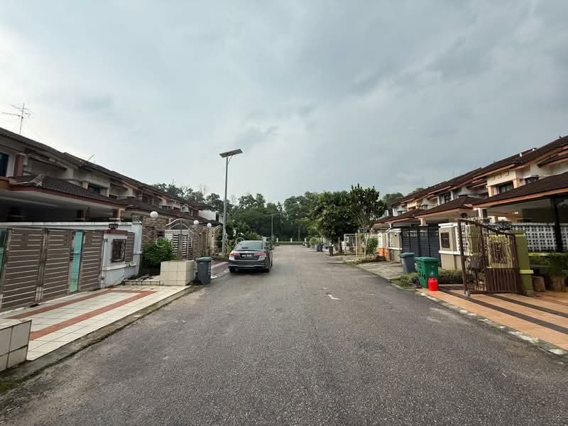 Rumah Teres 2 Tingkat untuk Dijual di Bandar Seri Alam (Masai) - Chloe Chin - Exterior - PropertyGuru.com.my