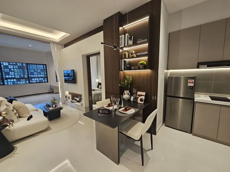 Condominium for Sale at Lovell @ Country Garden Danga Bay - Chloe Goh - Living Room - PropertyGuru.com.my