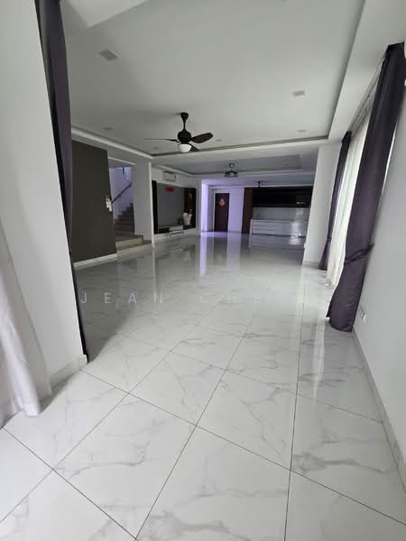 Semi-Detached House for Sale in Subang Heights (Subang Jaya) - Jean Cheng - Living Room - PropertyGuru.com.my