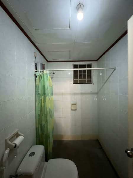 Kondominium untuk Dijual di Bayu Tasik 2 - Shannie Law - Bathroom - PropertyGuru.com.my