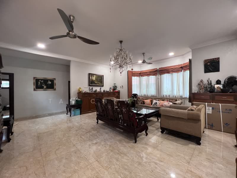 Rumah Banglo untuk Dijual di Seri Kembangan (Selangor) - Tan Chew Jiun - Living Room - PropertyGuru.com.my