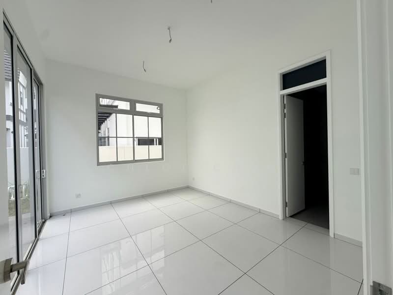 Semi-Detached House for Sale in Taman Ekoflora (Johor Bahru) - Chloe Chin - Interior - PropertyGuru.com.my