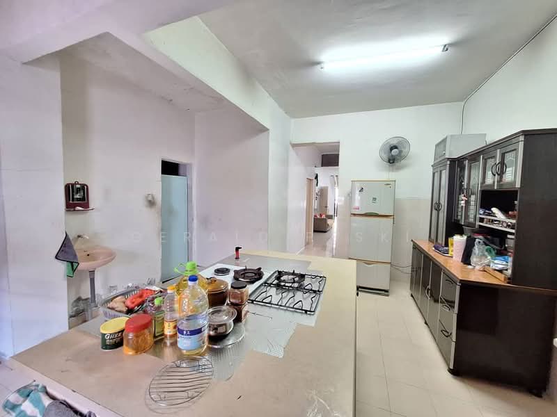 Rumah Teres 2 Tingkat untuk Dijual di Taman Seri Janggus (Bukit Mertajam) - Gerald Peski - Kitchen - PropertyGuru.com.my