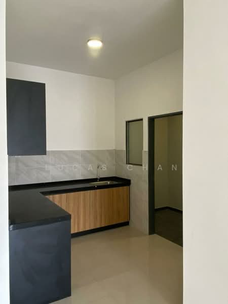 Kondominium untuk Dijual di The Hipster - Lucas Chan - Kitchen - PropertyGuru.com.my