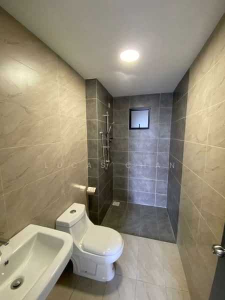 Kondominium untuk Dijual di The Hipster - Lucas Chan - Bathroom - PropertyGuru.com.my