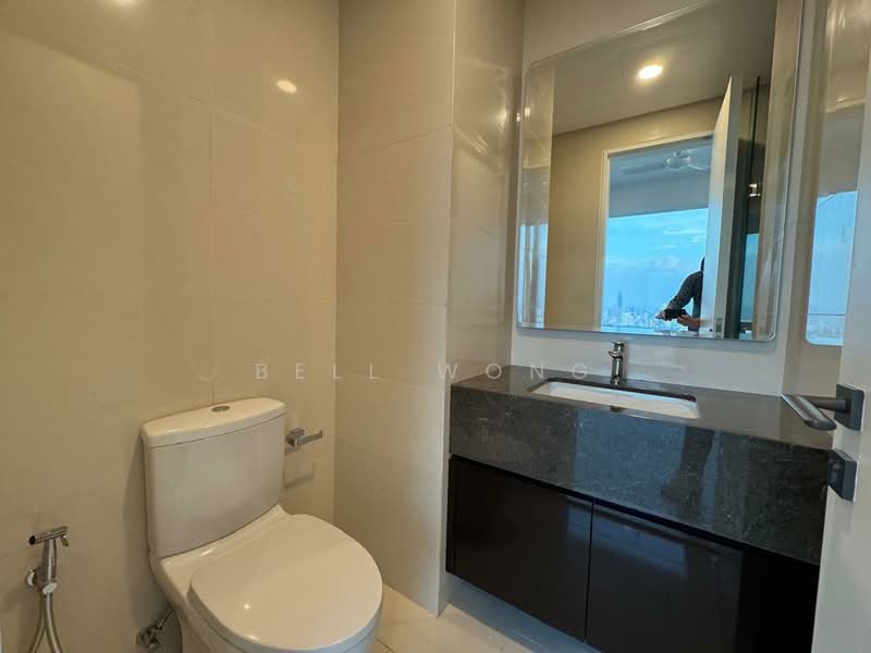 Servis Apartment untuk Dijual di Crown Residences @ Pavilion Damansara Heights - Bell Wong - Bathroom - PropertyGuru.com.my