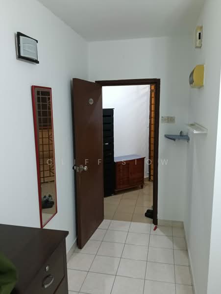 Kondominium untuk Dijual di Palm Spring @ Damansara - Cliff Siow - Entrance - PropertyGuru.com.my