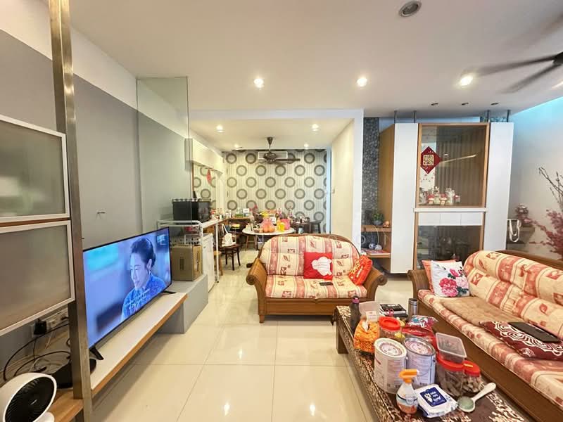 Rumah Teres 3 Tingkat untuk Dijual di Tanjung Bungah (Penang) - Elaine Ooi - Living Room - PropertyGuru.com.my