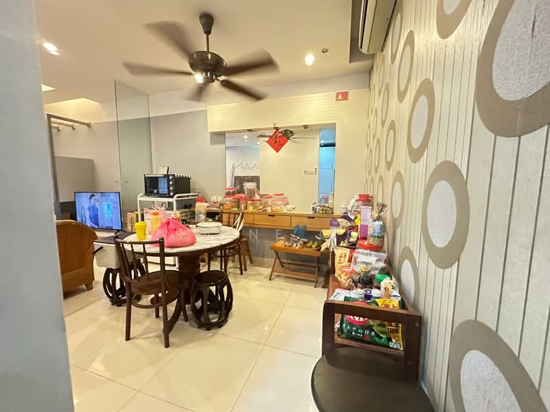 Rumah Teres 3 Tingkat untuk Dijual di Tanjung Bungah (Penang) - Elaine Ooi - Living Room - PropertyGuru.com.my