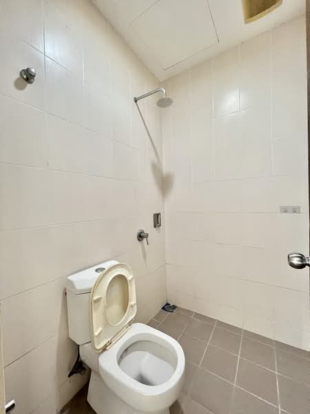 Rumah Banglo untuk Dijual di Batu 9 (Cheras) - ChaoLim . - Bathroom - PropertyGuru.com.my