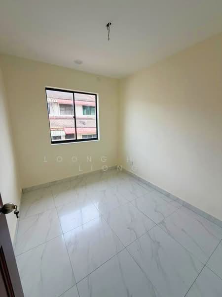 2-storey Terraced House for Sale in Taman Desa Cemerlang (Ulu Tiram) - Loong Hing Liong - Interior - PropertyGuru.com.my