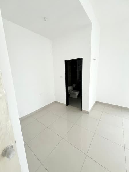 Rumah Teres 2 Tingkat untuk Dijual di Mutiara Rini (Skudai) - Yik Tat - Bathroom - PropertyGuru.com.my