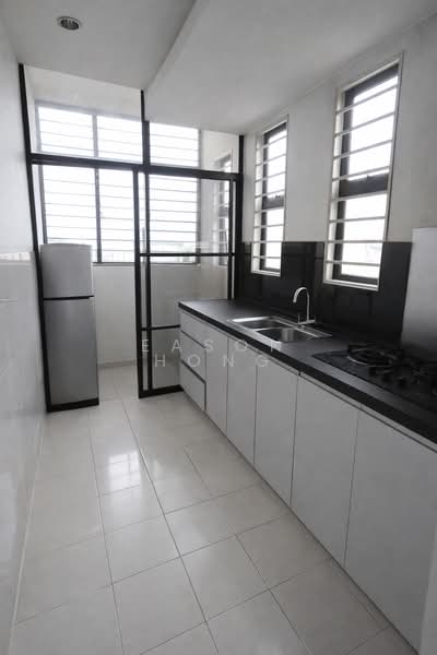 Apartment for Rent at Idaman Puri - Eason Hong - Kitchen - PropertyGuru.com.my