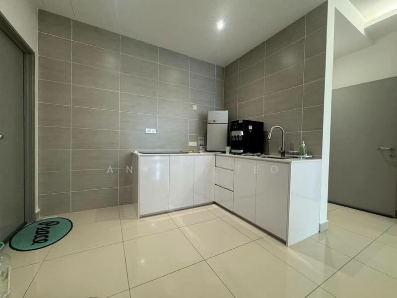 Kediaman Servis untuk Dijual di G Residence - Andrew Teo - Kitchen - PropertyGuru.com.my