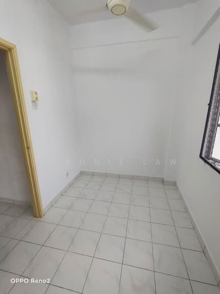 Servis Apartment untuk Dijual di Diamond Residences - Shannie Law - Interior - PropertyGuru.com.my