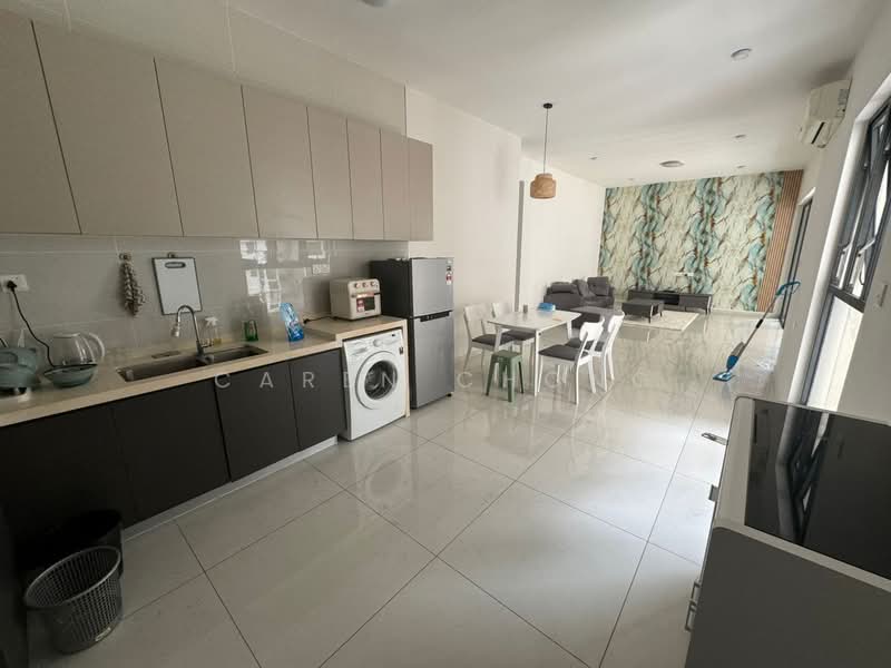 Condominium for Rent at Kings Bay @ Country Garden Danga Bay - Caren Chong - Kitchen - PropertyGuru.com.my