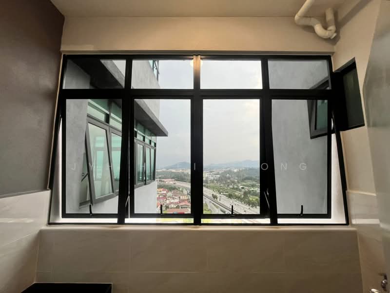 Service Residence for Rent at B11 Parkland Residence - Jyh Huei Chong - Yard outside View - PropertyGuru.com.my