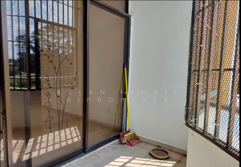 Condominium for Sale at Citywoods - Azlan Ismail aiproperty - Balcony - PropertyGuru.com.my