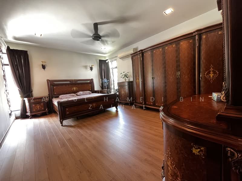 Bungalow for Sale in Shah Alam (Selangor) - Zairul Hamedi Bin Zainal - Bedroom - PropertyGuru.com.my