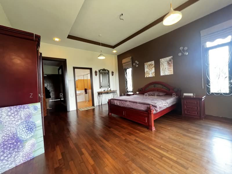 Bungalow for Sale in Shah Alam (Selangor) - Zairul Hamedi Bin Zainal - Bedroom - PropertyGuru.com.my