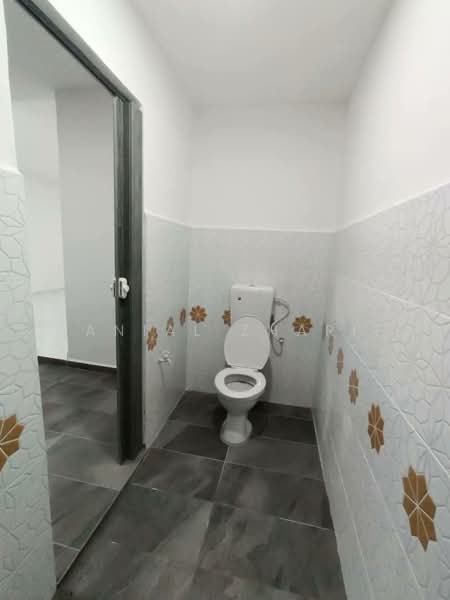 1-storey Terraced House for Sale in Kulim (Kedah) - Danial Zharif - Bathroom - PropertyGuru.com.my