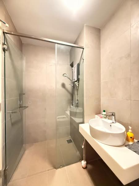 Kondominium untuk Disewa di Kuchai Sentral - Monicss Yoon - Bathroom - PropertyGuru.com.my