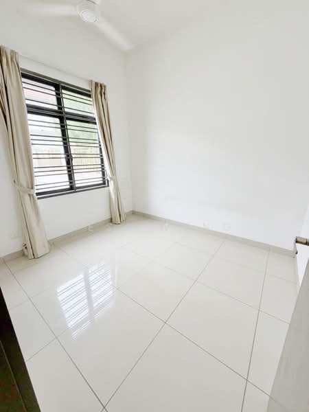 2-storey Terraced House for Sale in Taman Pelangi Indah (Ulu Tiram) - Bess Wong - Interior - PropertyGuru.com.my
