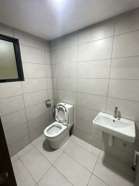 Kondominium untuk Disewa di Armani Residence Sg Long - Roy C - Bathroom - PropertyGuru.com.my