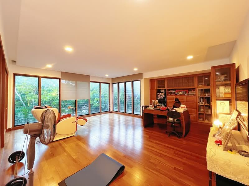 Rumah Teres 2 Tingkat untuk Dijual di Taman Tun Dr Ismail (Kuala Lumpur) - Jessi Kew - Study - PropertyGuru.com.my