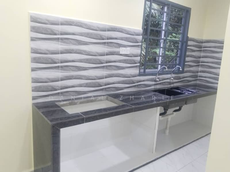 1-storey Terraced House for Sale in Kulim (Kedah) - Danial Zharif - Kitchen - PropertyGuru.com.my
