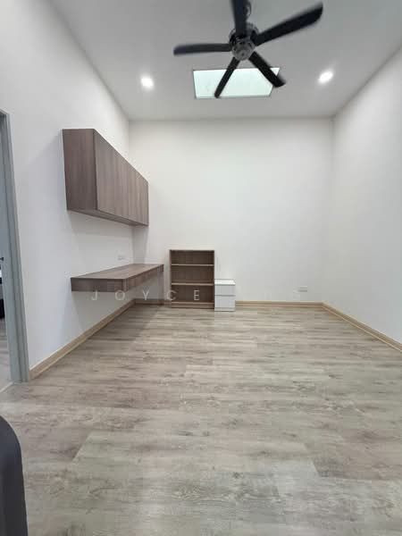 Rumah Teres 2 Tingkat untuk Dijual di Iskandar Puteri (Nusajaya) (Johor) - Joyce Ong - Study - PropertyGuru.com.my
