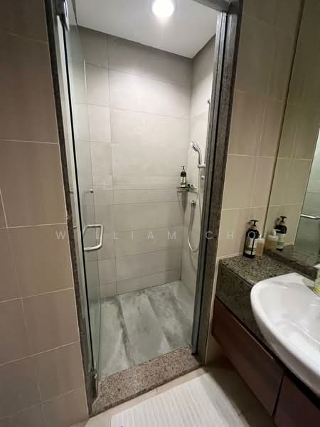 Kondominium untuk Dijual di The Capsquare Residences - William Cho - Bathroom - PropertyGuru.com.my