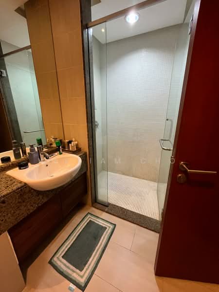 Kondominium untuk Dijual di The Capsquare Residences - William Cho - Bathroom - PropertyGuru.com.my