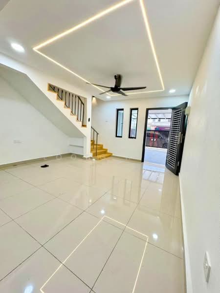 Rumah Teres 2 Tingkat untuk Dijual di Taman Kota Masai (Pasir Gudang) - Loong Hing Liong - Living Room - PropertyGuru.com.my