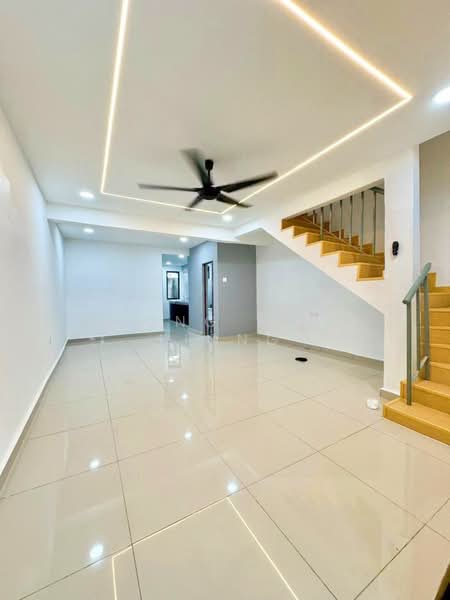 Rumah Teres 2 Tingkat untuk Dijual di Taman Kota Masai (Pasir Gudang) - Loong Hing Liong - Living Room - PropertyGuru.com.my