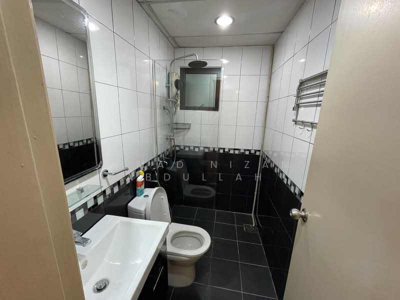 Kondominium untuk Disewa di Sri Putramas - Ahmad Nizam Abdullah - Bathroom - PropertyGuru.com.my
