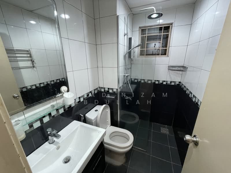 Kondominium untuk Disewa di Sri Putramas - Ahmad Nizam Abdullah - Bathroom - PropertyGuru.com.my