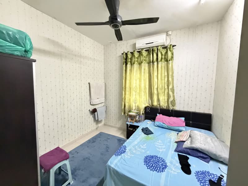1-storey Terraced House for Sale in Bandar Dato Onn (Tebrau) - Azlan Ismail aiproperty - Bedroom - PropertyGuru.com.my