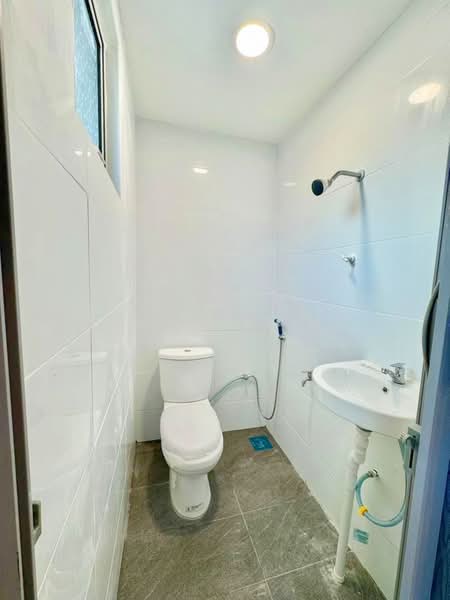 2-storey Terraced House for Sale in Taman Rinting (Masai) - Loong Hing Liong - Bathroom - PropertyGuru.com.my