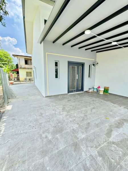 2-storey Terraced House for Sale in Taman Rinting (Masai) - Loong Hing Liong - Exterior - PropertyGuru.com.my