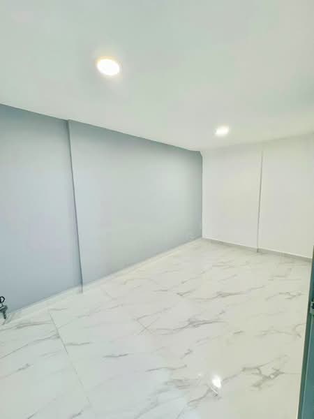 2-storey Terraced House for Sale in Taman Rinting (Masai) - Loong Hing Liong - Interior - PropertyGuru.com.my