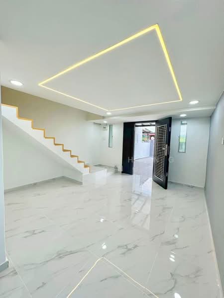 2-storey Terraced House for Sale in Taman Rinting (Masai) - Loong Hing Liong - Living Room - PropertyGuru.com.my