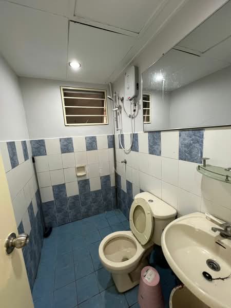 Condominium for Rent at Cengal Condominium - Ken . - Bathroom - PropertyGuru.com.my