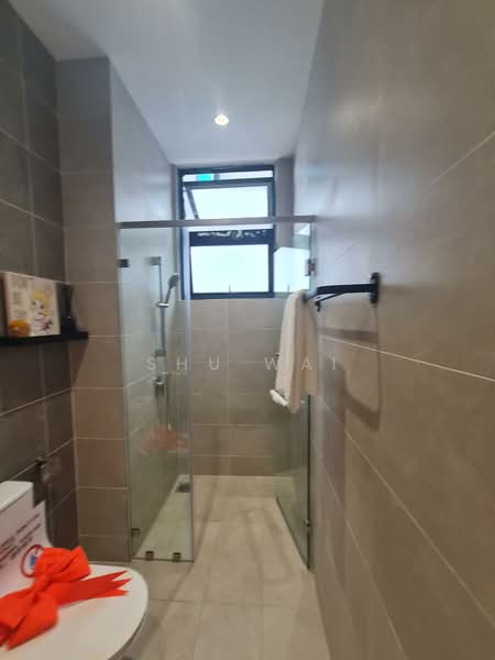 Untuk Dijual - New House Renovated Showroom for Sale,Puchong Legenda,Puchong Jaya beside Sunway,Bukit Jalil