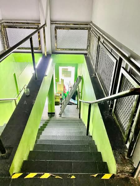 Shop for Sale in Bandar Tun Razak (Cheras) - Azim Othman - Interior - PropertyGuru.com.my