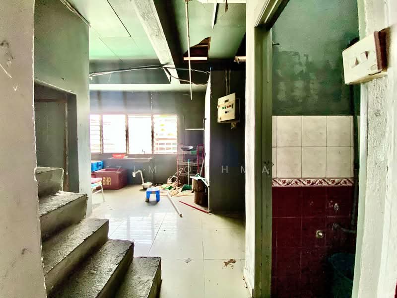 Shop for Sale in Bandar Tun Razak (Cheras) - Azim Othman - Interior - PropertyGuru.com.my