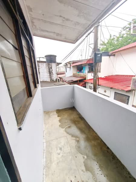 Rumah Teres 2 Tingkat untuk Dijual di Permas Jaya (Johor) - Bess Wong - Balcony - PropertyGuru.com.my