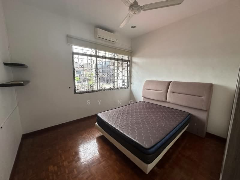 2-storey Terraced House for Rent in Taman Pelangi (Johor Bahru) - SY Ngo - Bedroom - PropertyGuru.com.my