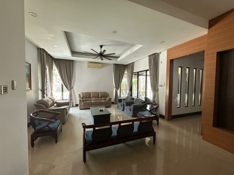 Semi-Detached House for Rent in Desa Sri Hartamas (Sri Hartamas) - Michelle Chua - Living Room - PropertyGuru.com.my